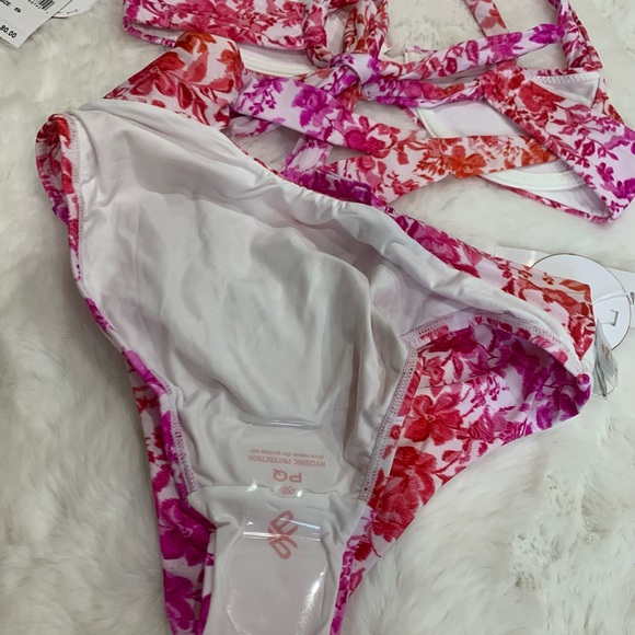 PQ Swim Azalea Perla Halter Top and Full Bottom - Picture 10 of 10